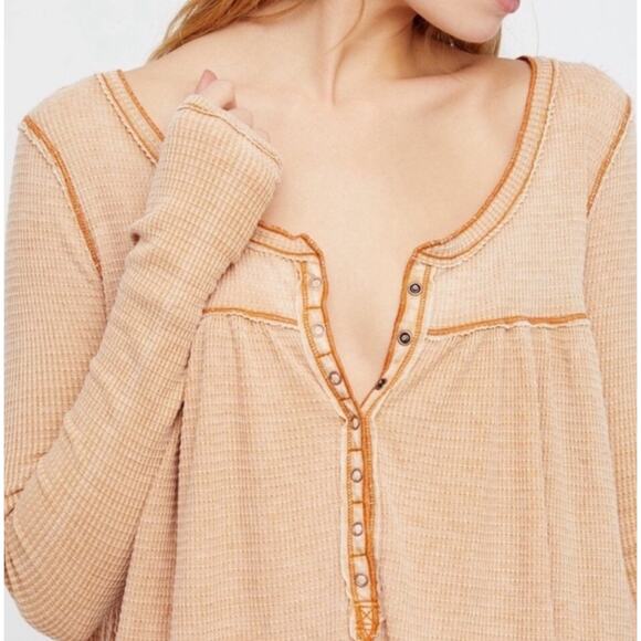 Free People Kai Thermal Waffle Knit Henley Top Womens Small Tan Relaxed Fit - Picture 10 of 11